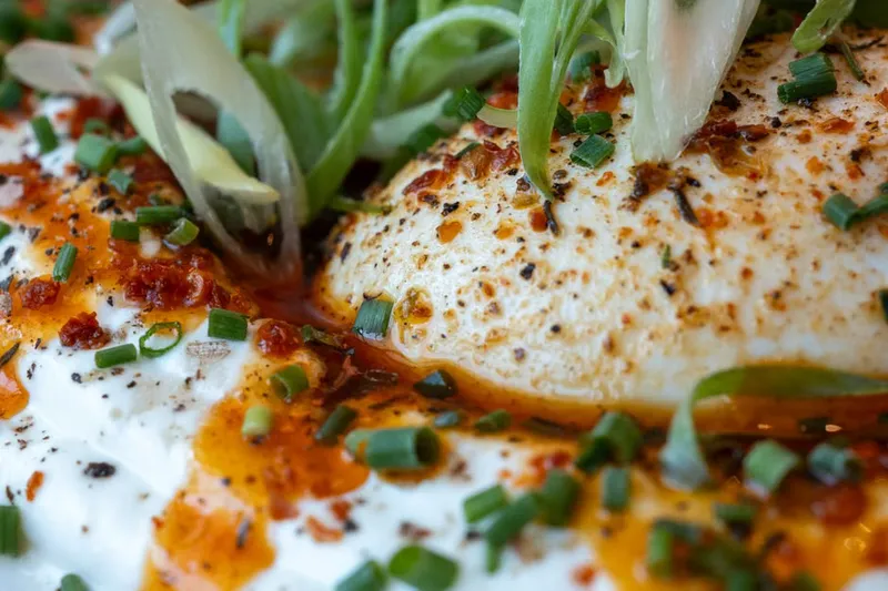 Sriracha Spiced Deviled Eggs Recipe — photo 2