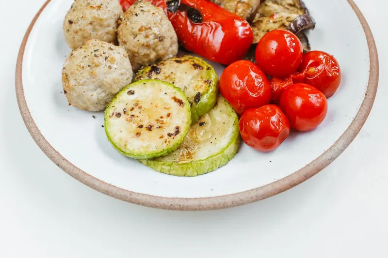 Zucchini & Red Pepper Muffin Recipe — photo 2