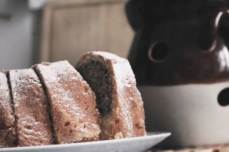 Fresh Apple Bundt Cake Recipe