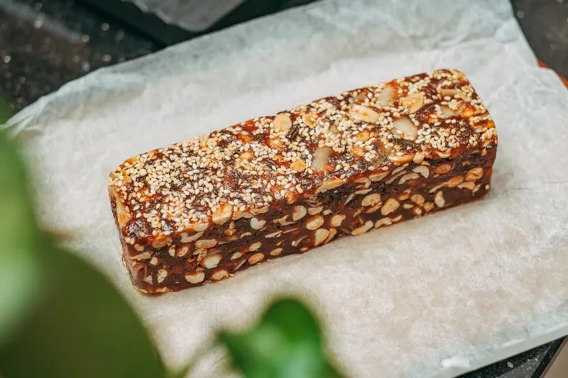 Ragi Nippattu Recipe With Peanuts And Sesame - Ragi Thattai / Chekkalu — photo 2