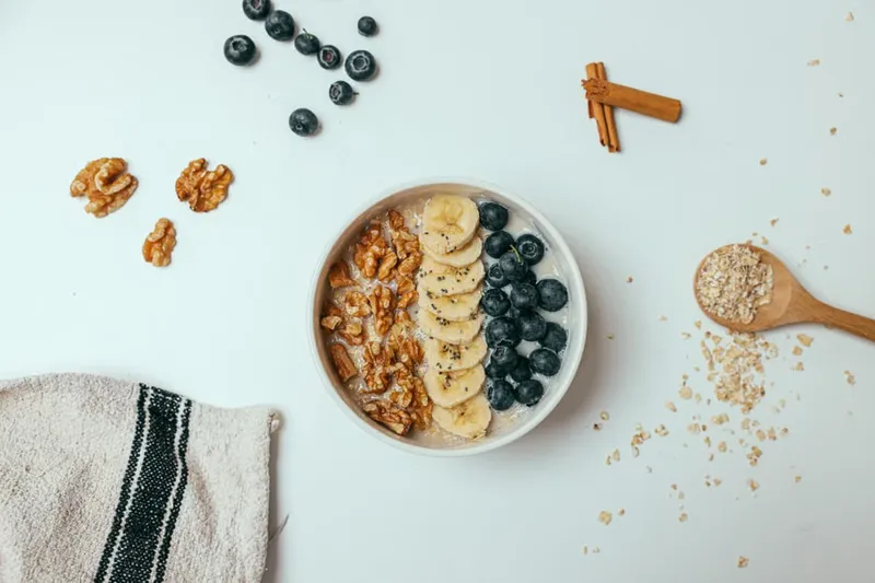 Banana Walnut Chai Smoothie Recipe — photo 2
