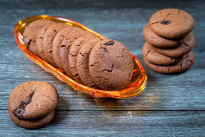 Thumbprint Salted Caramel Chocolate Cookies Recipe — photo 2