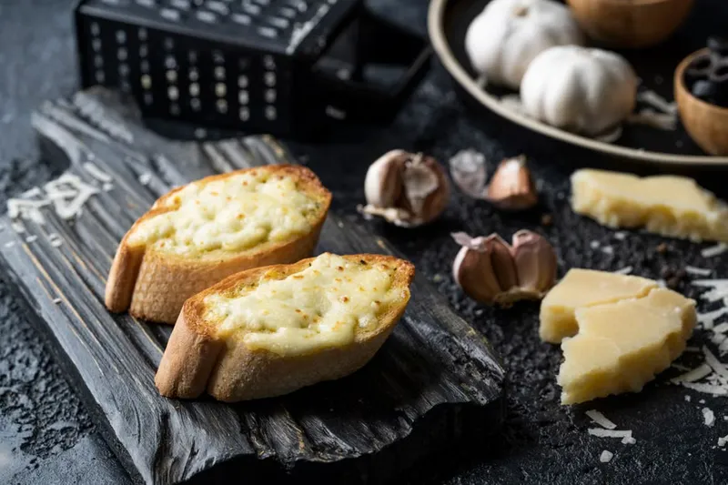 Onion And Parmesan Toast Recipe — photo 2