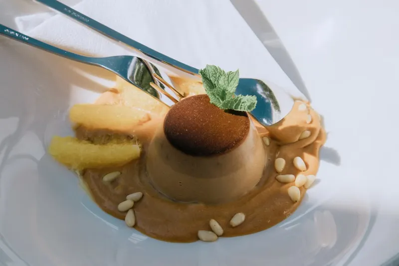 Homemade Chocolate Mousse With Pineapple Recipe