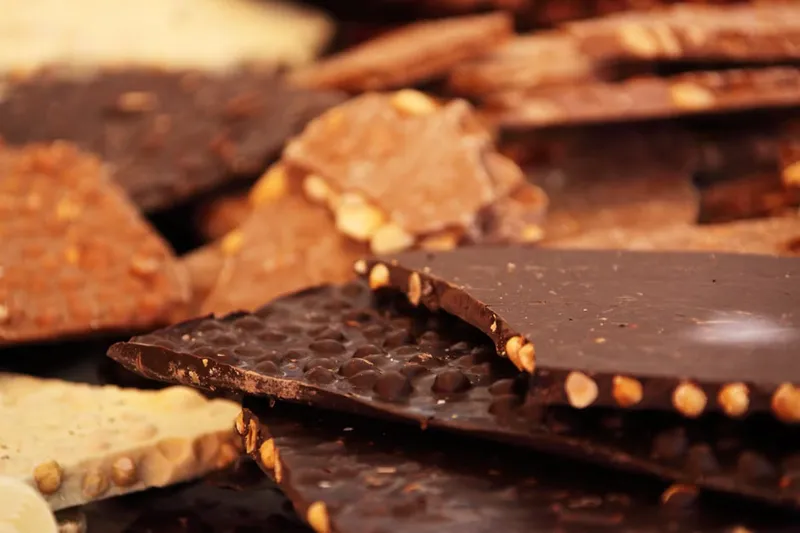 Choco Badam Barfi / Choco Almond Fudge Recipe — photo 2