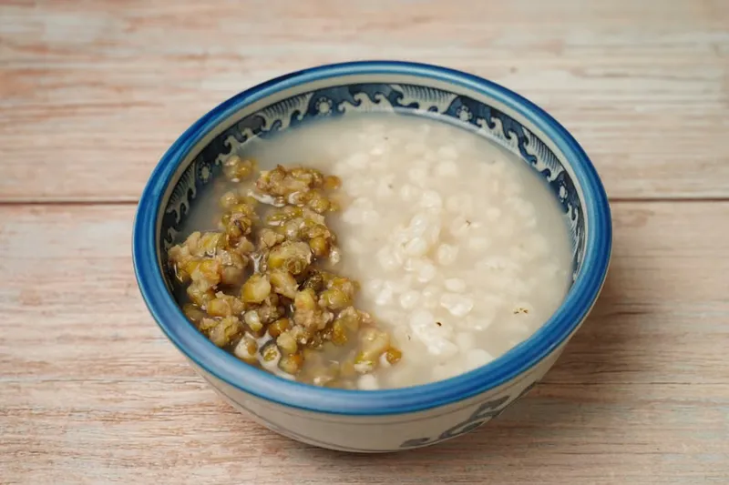 Sandah Guri Recipe (Assamese Roasted Rice Flour Porridge)