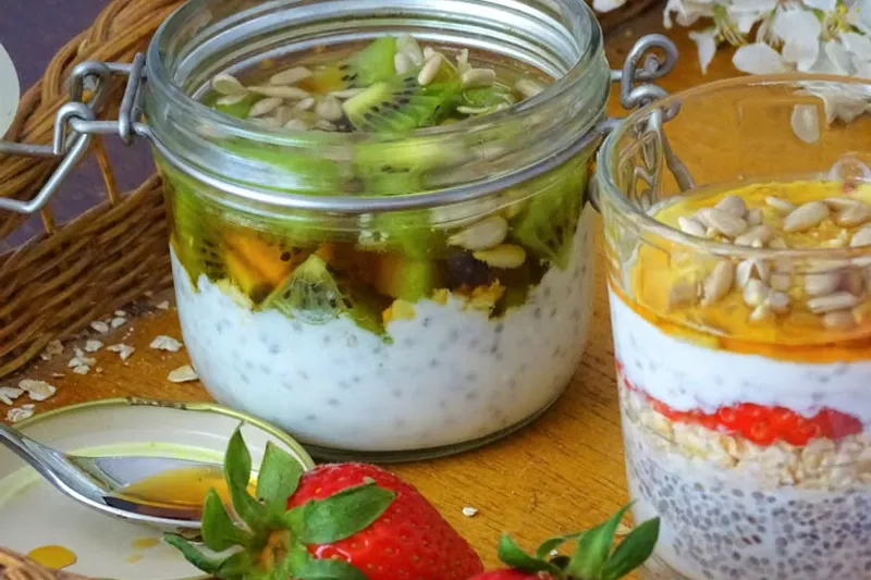 8 Ingredient Sugar Free Granola Parfait Recipe