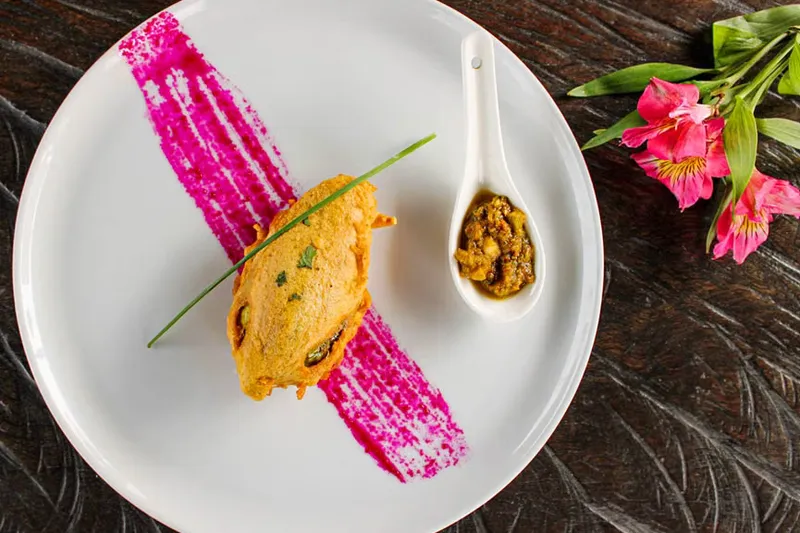 Oriya Kakharu Phula Bhaja Recipe (Pumpkin Flower Fritters) — photo 2
