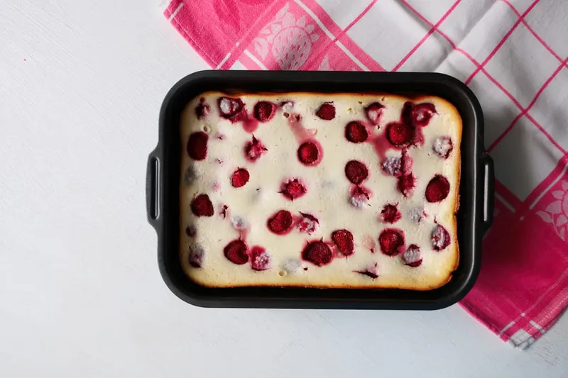 No Bake Mango Yogurt Cheesecake Recipe With Raspberries