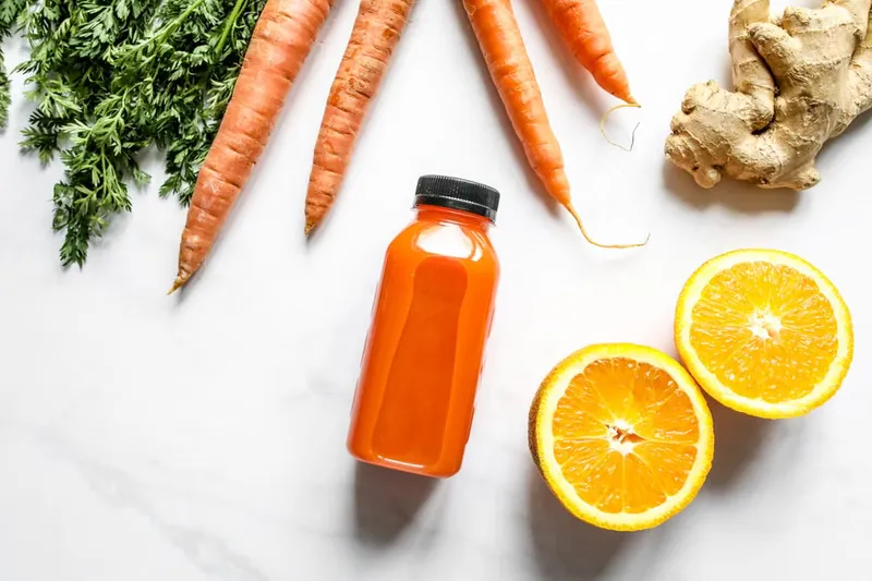 Beetroot Carrot Tomato & Ginger Juice Recipe — photo 2