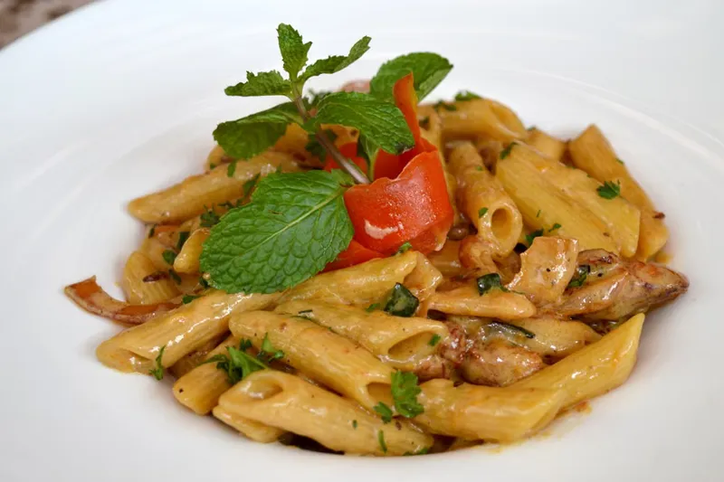 Mint Chutney Pasta Recipe - Pasta In Pudina Chutney Sauce Recipe