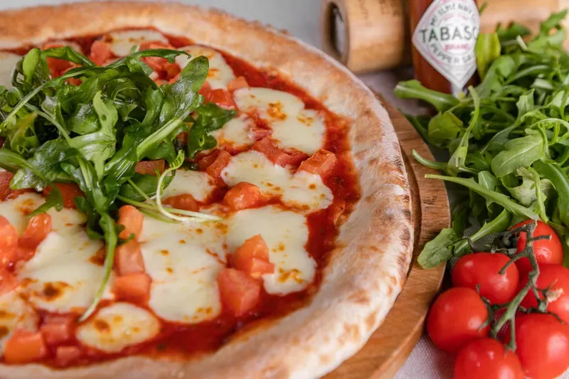 Big Farm Fresh Pizza Recipe Loaded With Crisp Veggies — photo 2