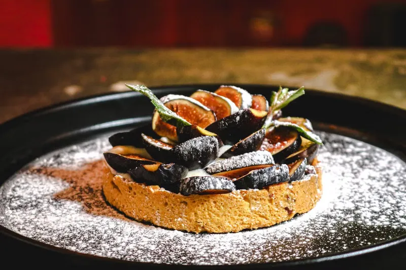 Baked Yogurt Tart Recipe with Figs and Blueberries Recipe(With Eggless Recipe Option)