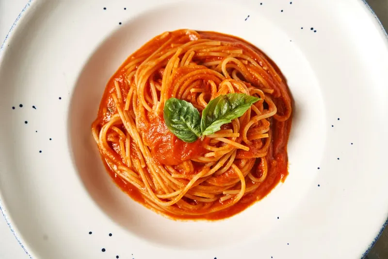 Spaghetti Tomato Recipe (Pasta in Tomato Basil Sauce) — photo 2