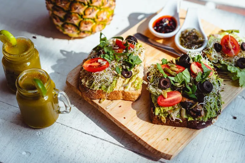 Corn Toast Recipe With Moong Sprouts & Vegetables