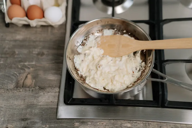 Parsi Style Seasoned Scrambled Eggs (Recipe In Hindi) — photo 2
