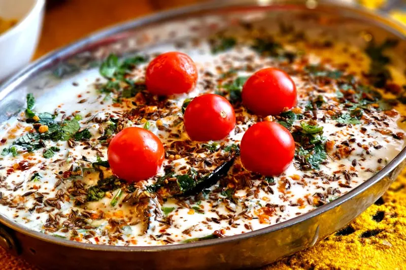 Burani Raita Recipe - Garlic Based Yogurt