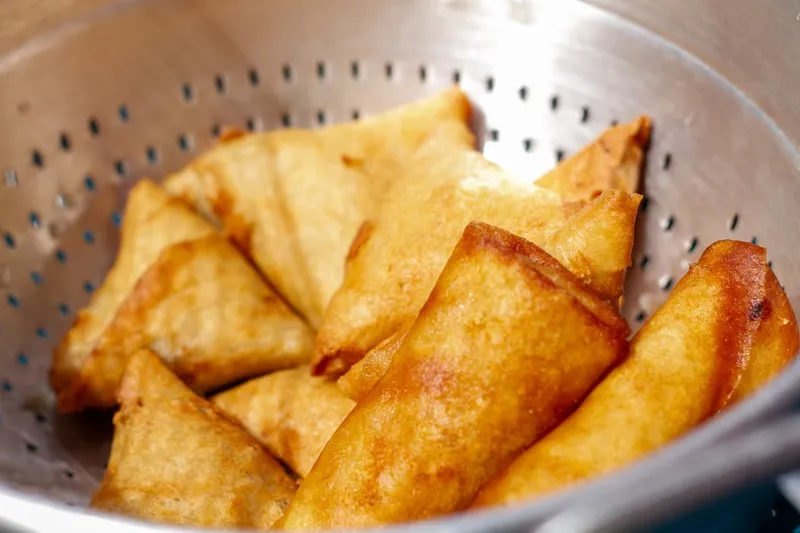 Matar Samosa Chaat Recipe - Delicious Evening Tea Time Snack — photo 2