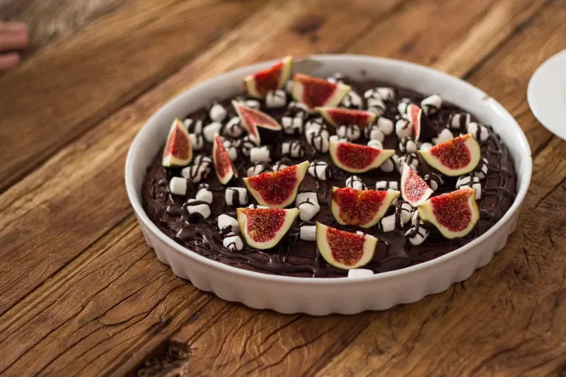 Figs and Muesli Bread Pudding Recipe — photo 2