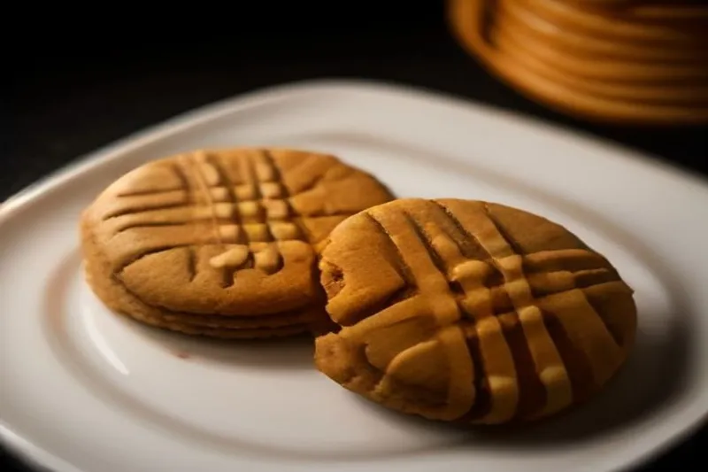 Eggless Peanut Butter Cookies Recipe — photo 2