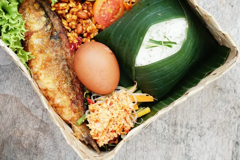 Patra Ni Machi Recipe - Fish Cooked In Banana Leaf — photo 2