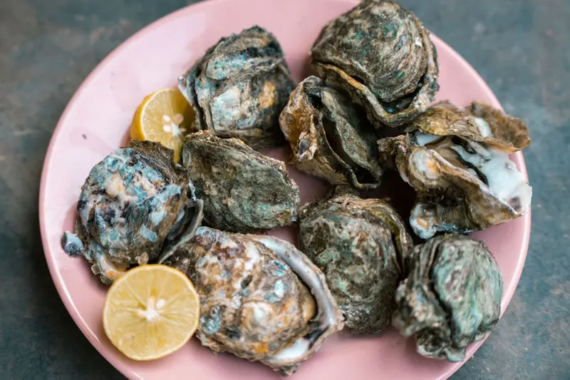 Konkani Style Kalwanche Tonak Recipe - Oyster Curry