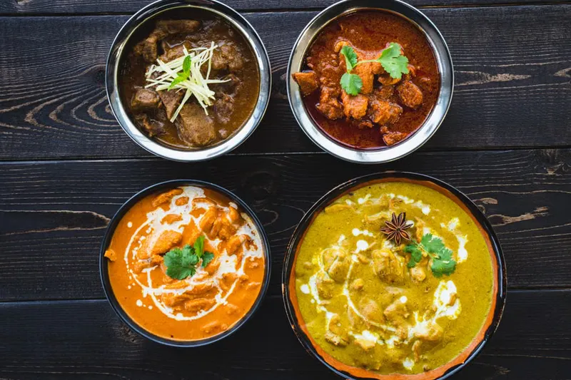 Chicken Korma Recipe - Mughlai Style Chicken Curry