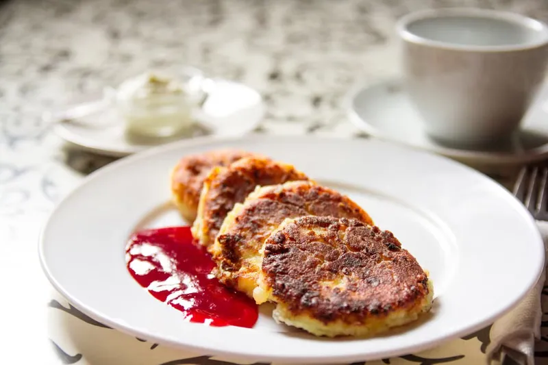 Cottage Cheese And Peas Oatmeal Pancakes Recipe — photo 2
