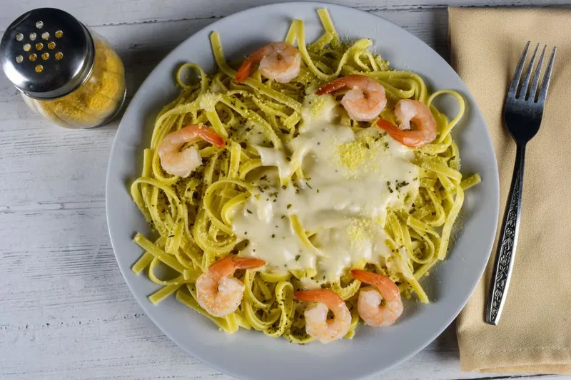 Homemade Alfredo Pasta Sauce Recipe-Creamy White Sauce For Pasta