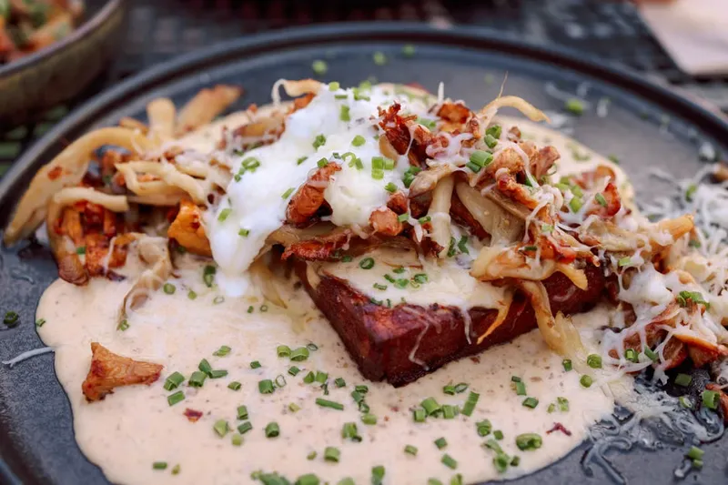 Cheesy Mushroom & Corn Open Toast — photo 2