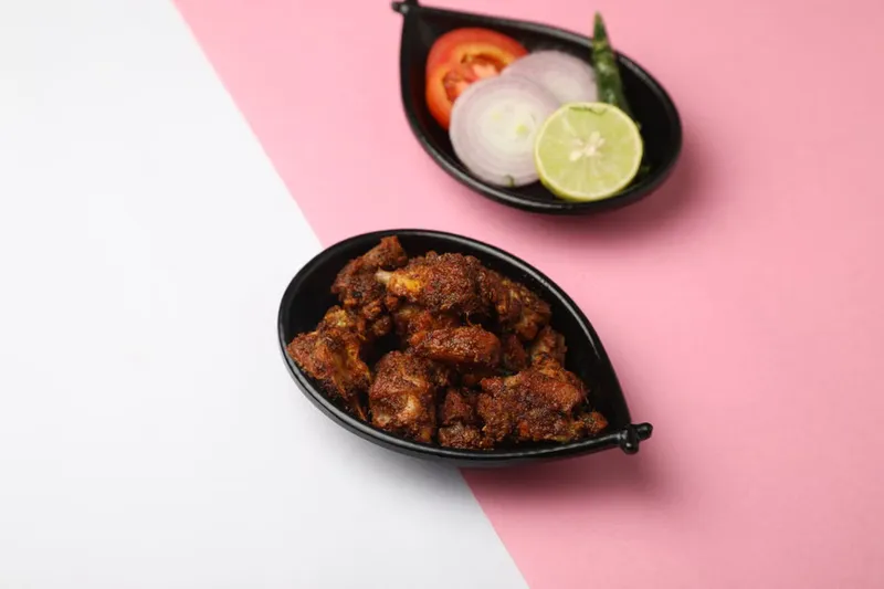 Gahat Rasmi Badi Recipe (Uttaranchal Kulith Koftas In Tomato Onion Gravy) — photo 2