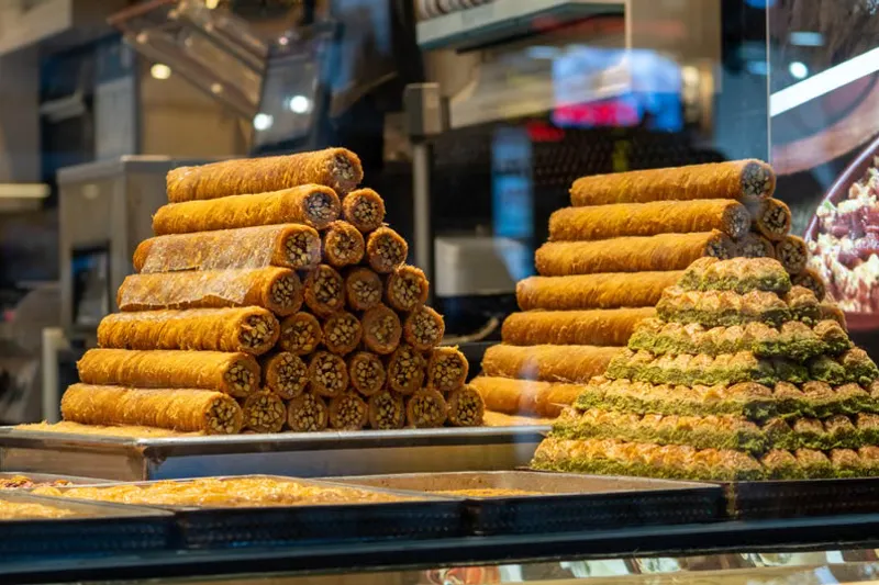 Baklava Rolls Recipe - Turkish Sweet Rolls — photo 2