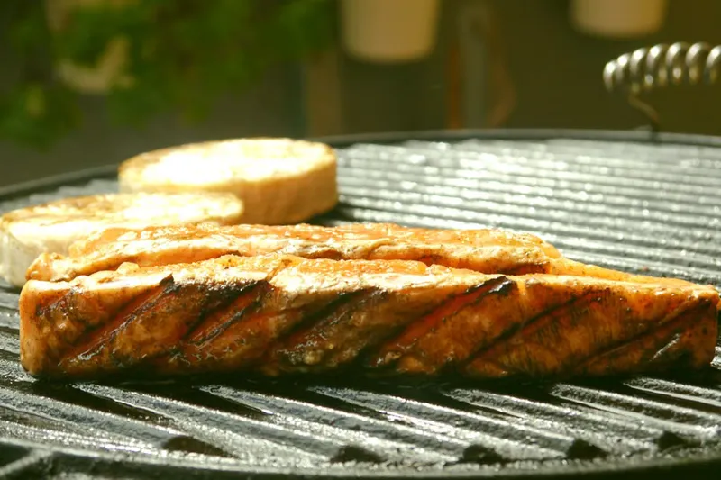 Grilled Applesauce Cake